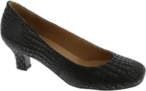ARRAY Women’s Flatter Low Heel Leather Dress Pump