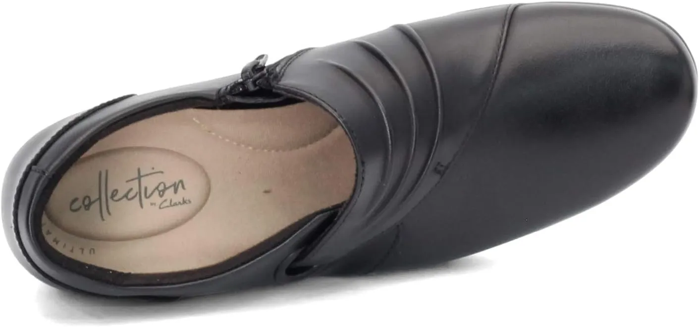 Clarks Women's Emslie Willa Loafer