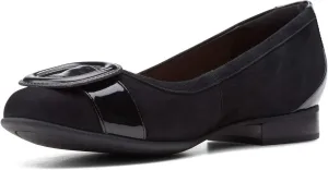 Clarks Women's Un Blush Cove Ballet Flat