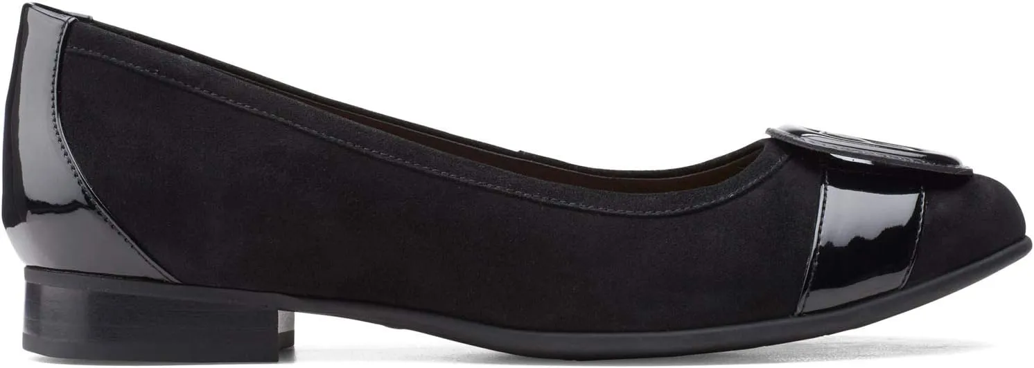Clarks Women's Un Blush Cove Ballet Flat