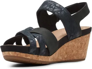 Clarks Women's Un Capri Walk Wedge Sandal