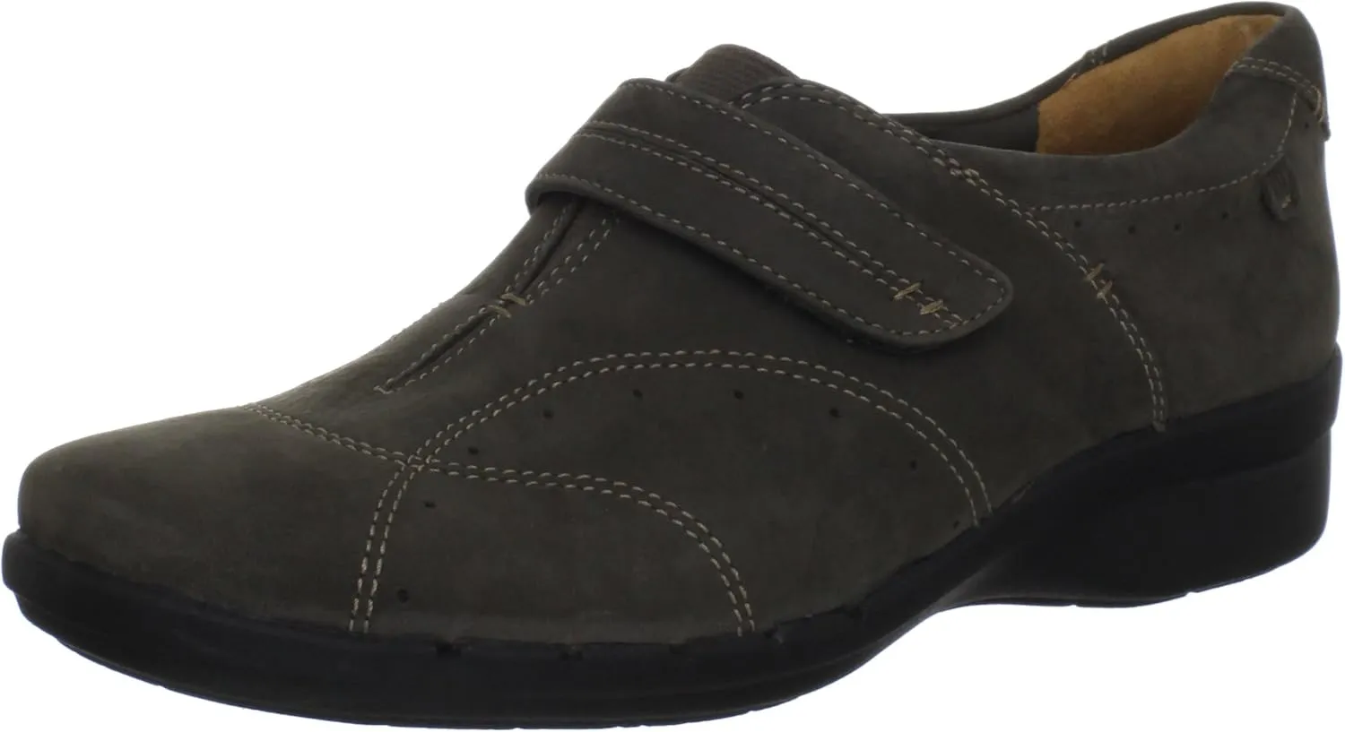 Clarks Women's Un.Boost Slip-On Loafer