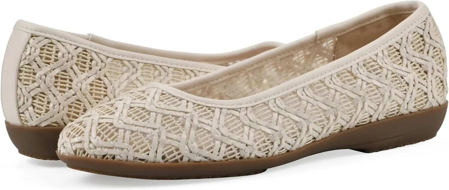 CLIFFS BY WHITE MOUNTAIN Women's Cariann Woven Ballet Flat