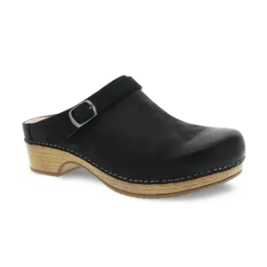 Dansko Berry-Black Nubuck Clog