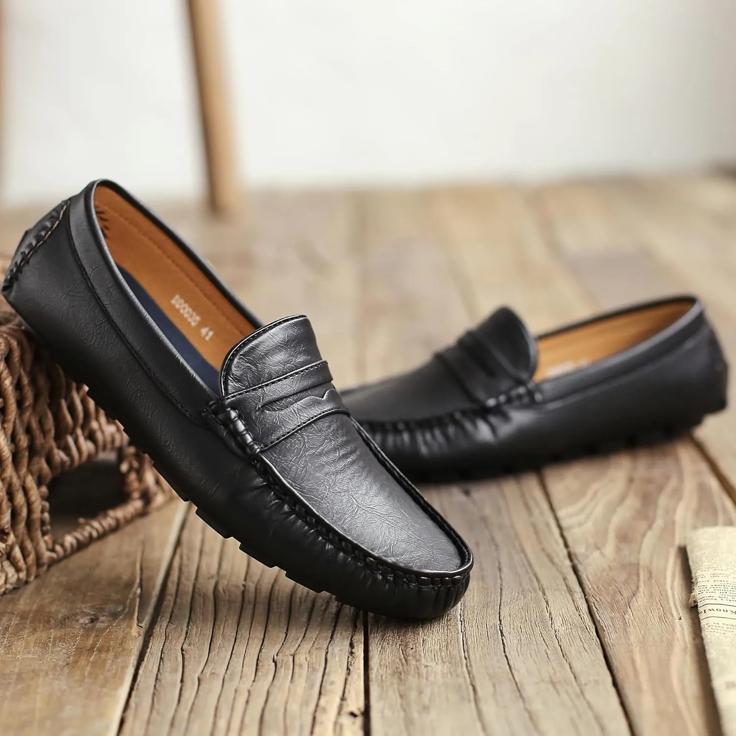 DECARSDZ Penny Loafers for Men Soft Lightweight Driving Boat Shoes Men's Loafers Casual Slip On Shoes