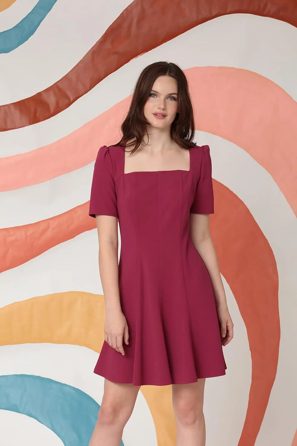 Donna Morgan Women's Short Sleeve Fit and Flare Scuba Crepe Dress