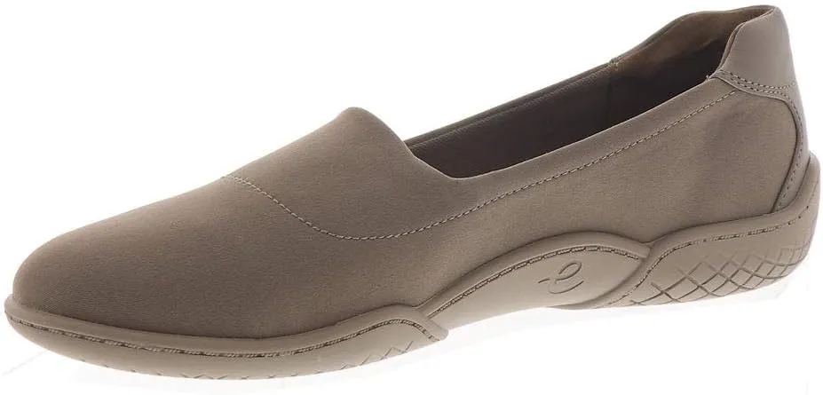 Easy Spirit Women's Gift Slip-On Flat