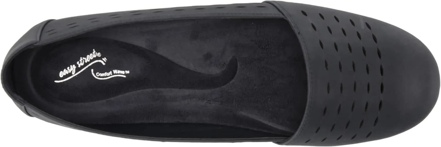 Easy Street Women's Isha Ballet Flat