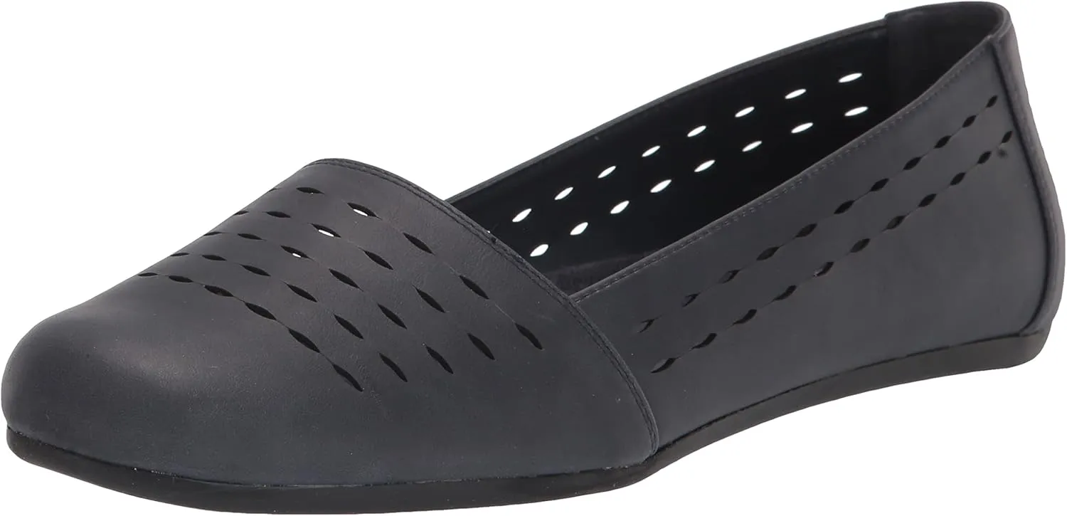 Easy Street Women's Isha Ballet Flat