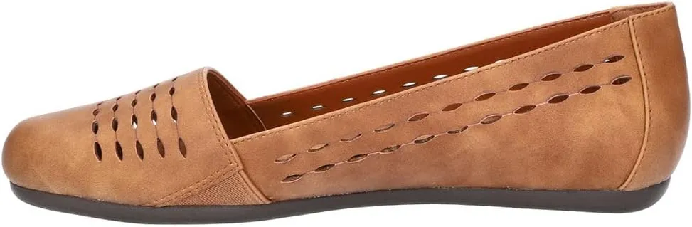 Easy Street Women's Isha Ballet Flat