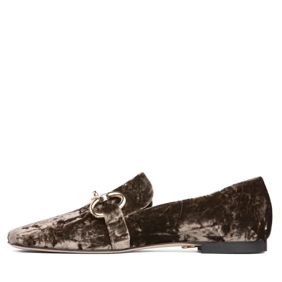 Galicia Velvet Flat