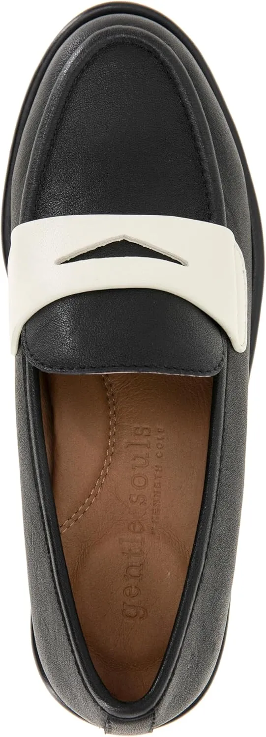 Gentle Souls by Kenneth Cole Women's Cybil Loafer