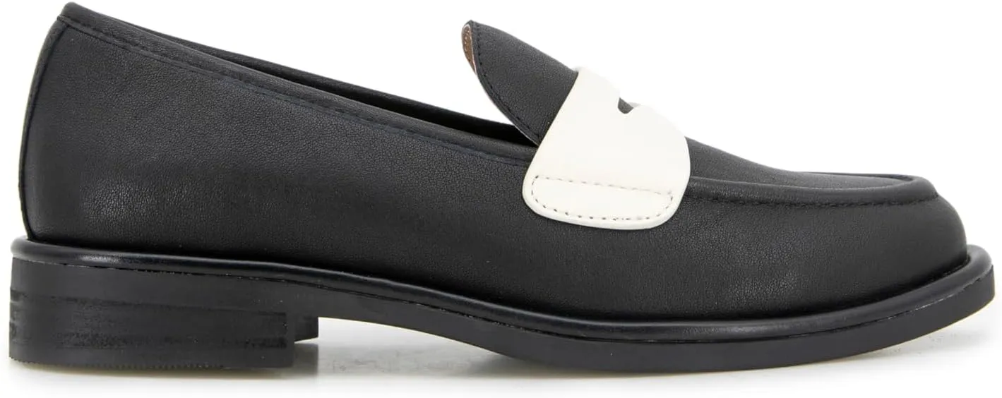 Gentle Souls by Kenneth Cole Women's Cybil Loafer