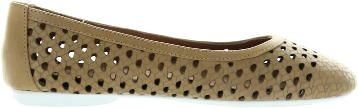Gentle Souls by Kenneth Cole Women's Eugene Travel Ballet Flat