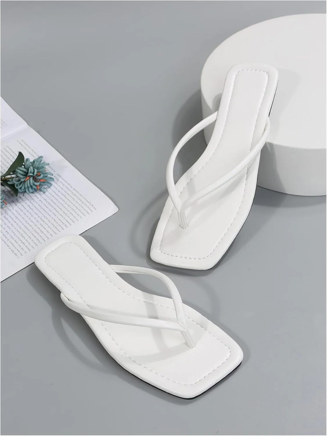 GORGLITTER Women's Square Open Toe Flip Flop Minimalist Thong Flat Sandals Slide On Summer Vacation 2025 Dressy Shoes