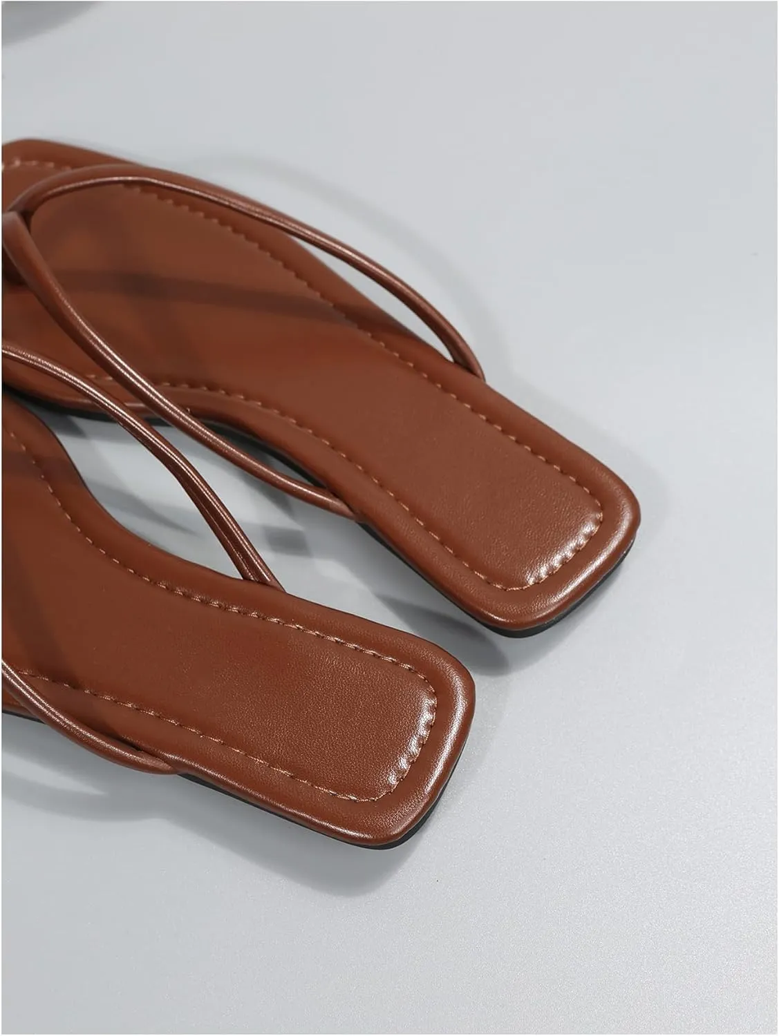 GORGLITTER Women's Square Open Toe Flip Flop Minimalist Thong Flat Sandals Slide On Summer Vacation 2025 Dressy Shoes