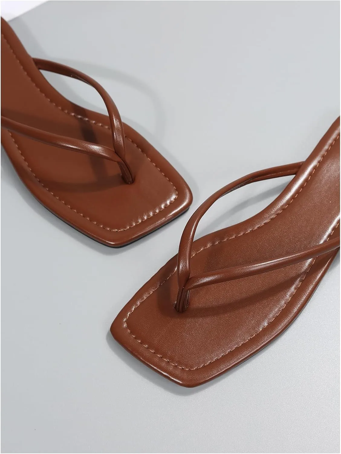 GORGLITTER Women's Square Open Toe Flip Flop Minimalist Thong Flat Sandals Slide On Summer Vacation 2025 Dressy Shoes