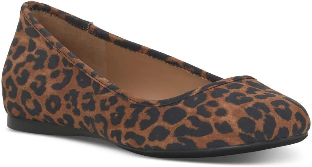 Jessica Simpson Women's Mareike Ballet Flat