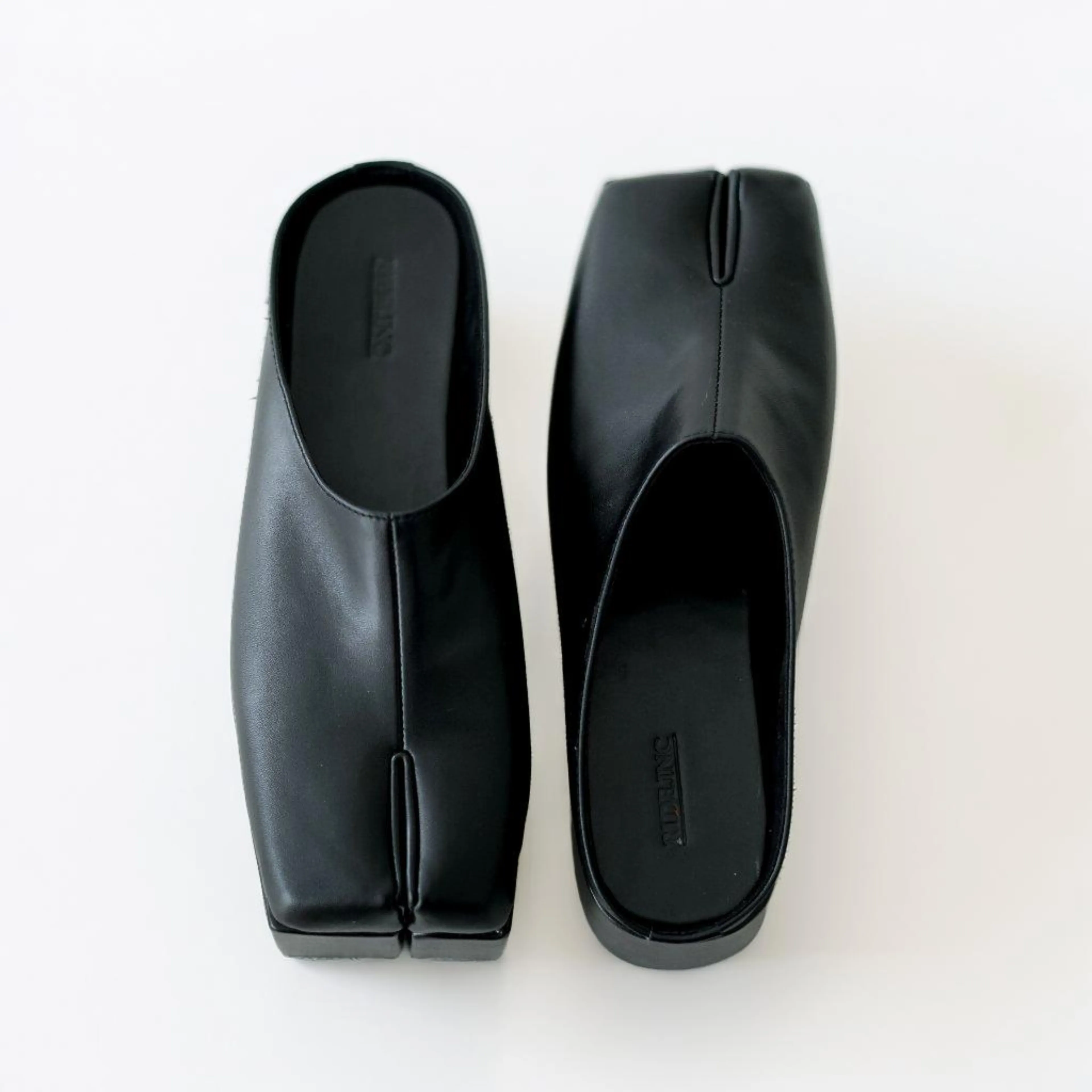 Lei Tabi Clogs ( Square Toe )