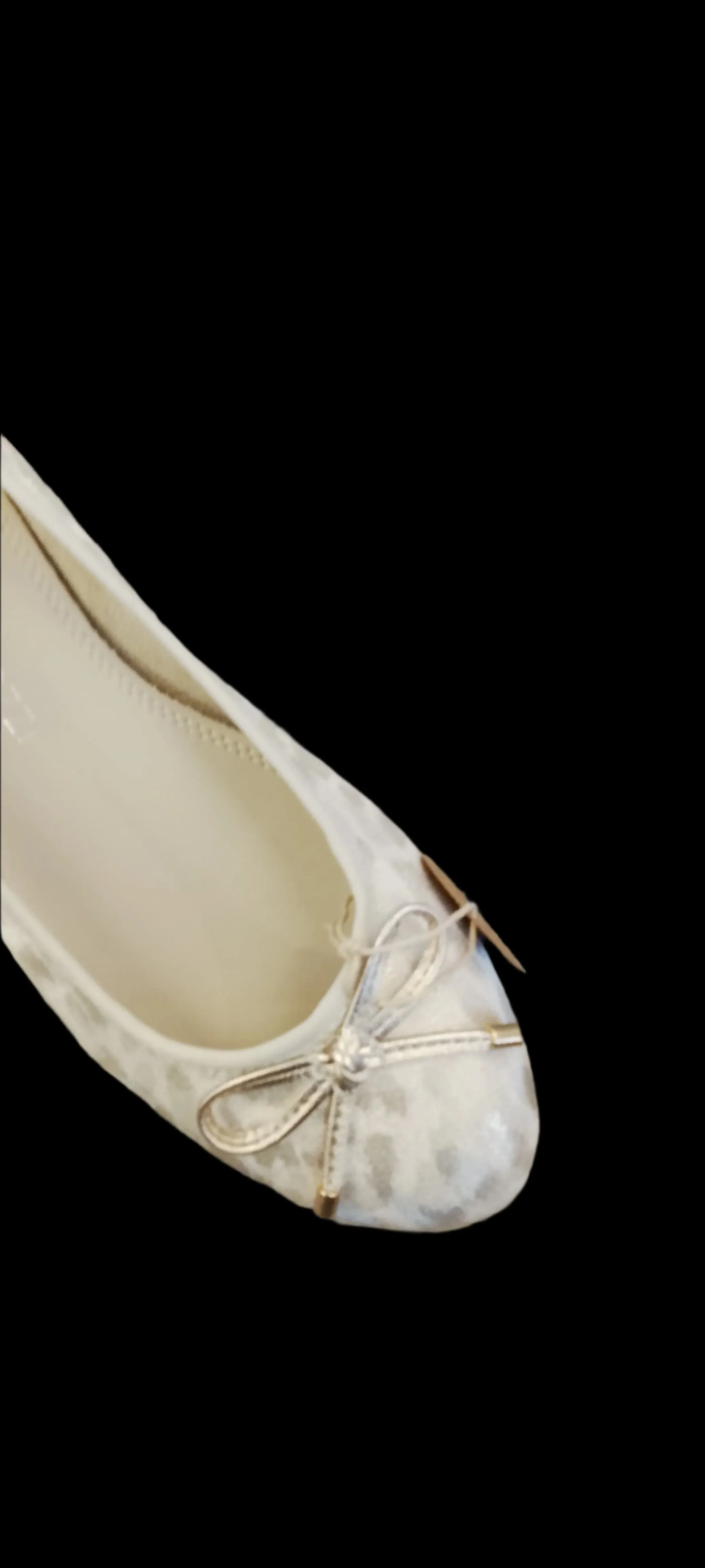 Marco Tozzi "Leo"White Ballerina Pump