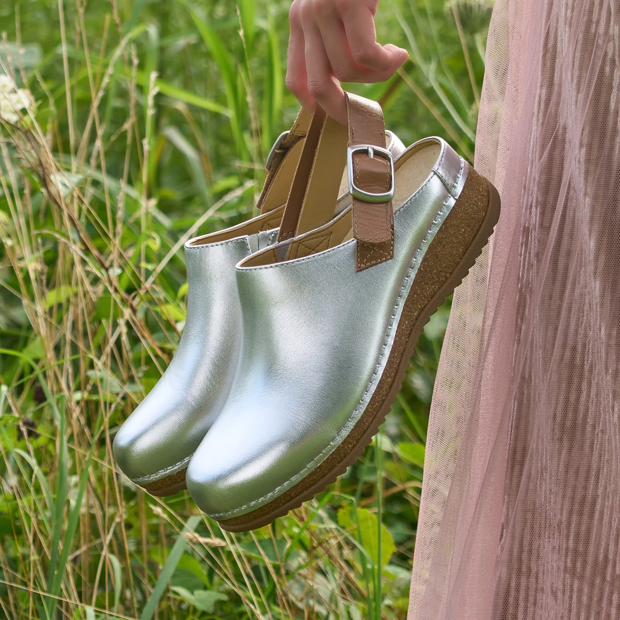 Merrin Silver Metallic