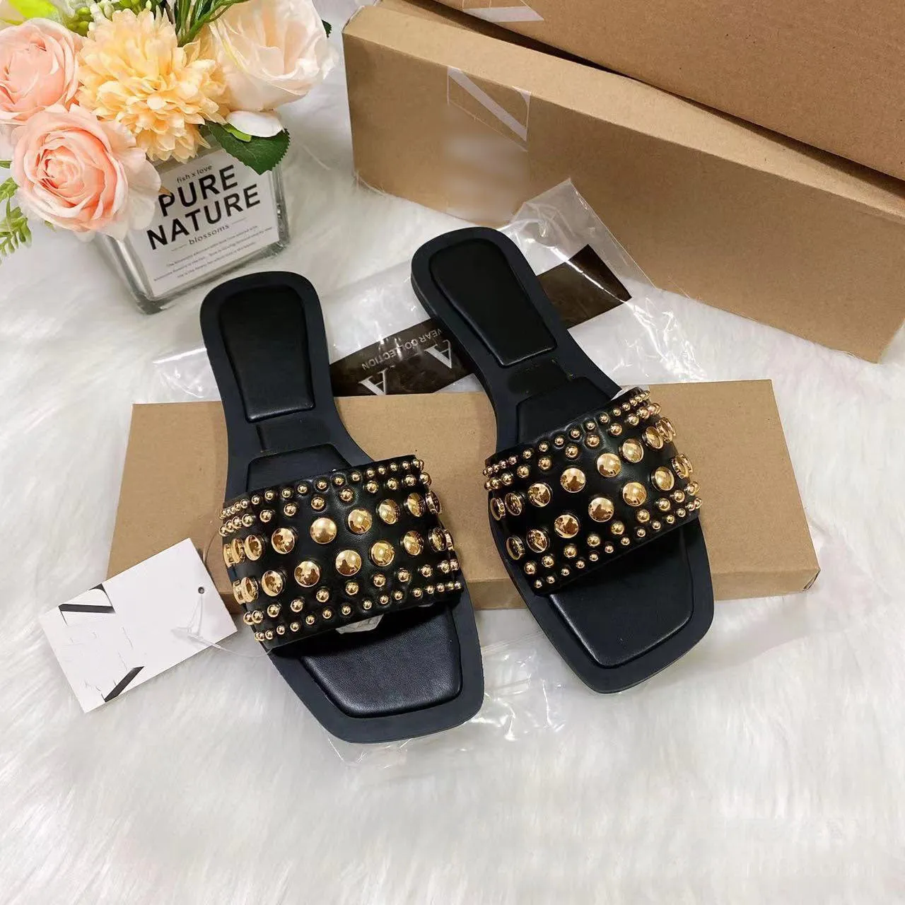 Rivet Flat Square Toe Shoes