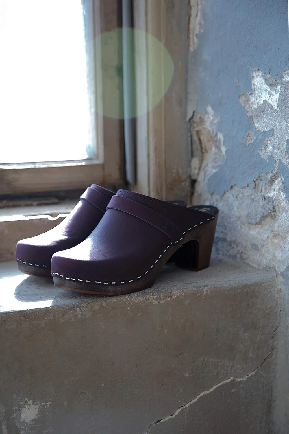 Sandgrens Handmade Swedish Wood Clogs for Women, High Rise Mule | Maya