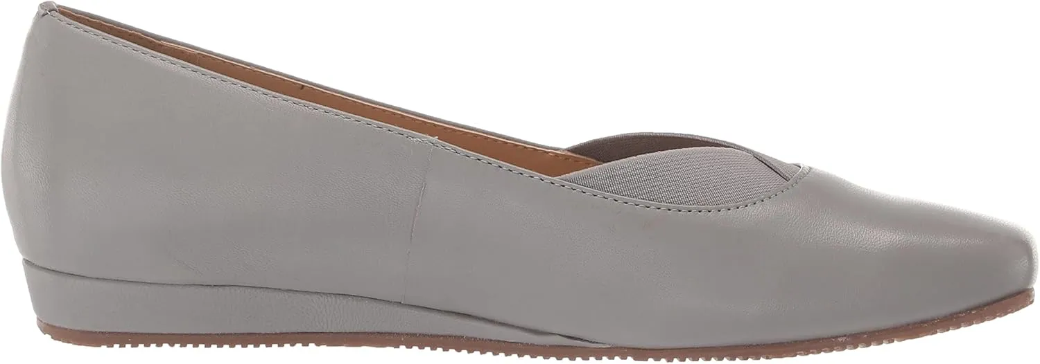 SoftWalk Women's Flats