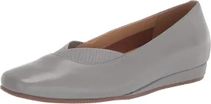 SoftWalk Women's Flats