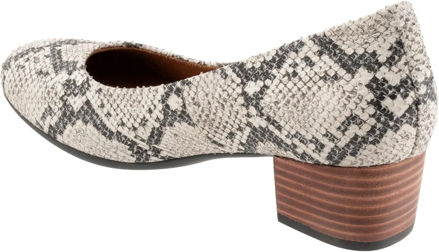 SoftWalk Women's Lynn Pump