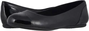 SoftWalk Women's Sonoma Cap Toe Ballet Flat