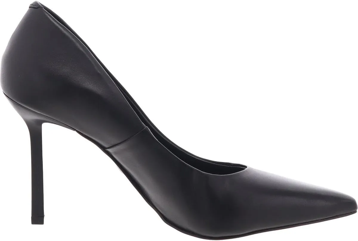Steve Madden Women's Classie Pump