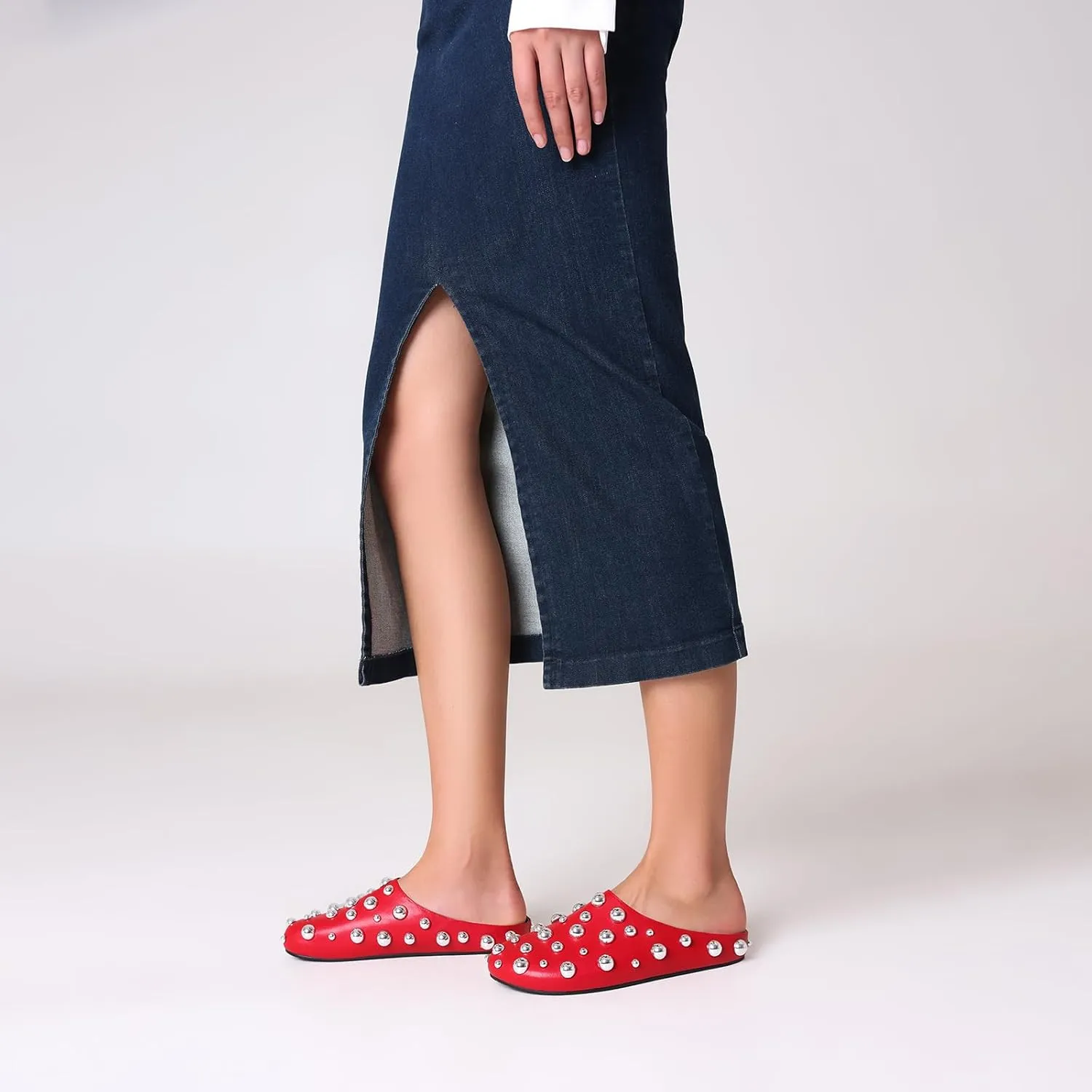 Studded Metallic Mules for Women – Slip On Flat Mule Loafers, Closed Toe Comfortable Fashion Shoes for Casual, Work, Travel