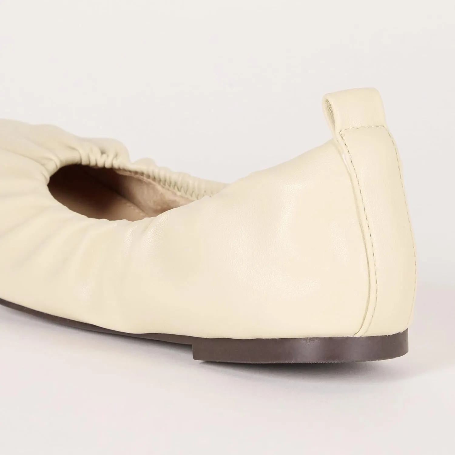 The Drop Women's Paige Scrunch Ballet Flat