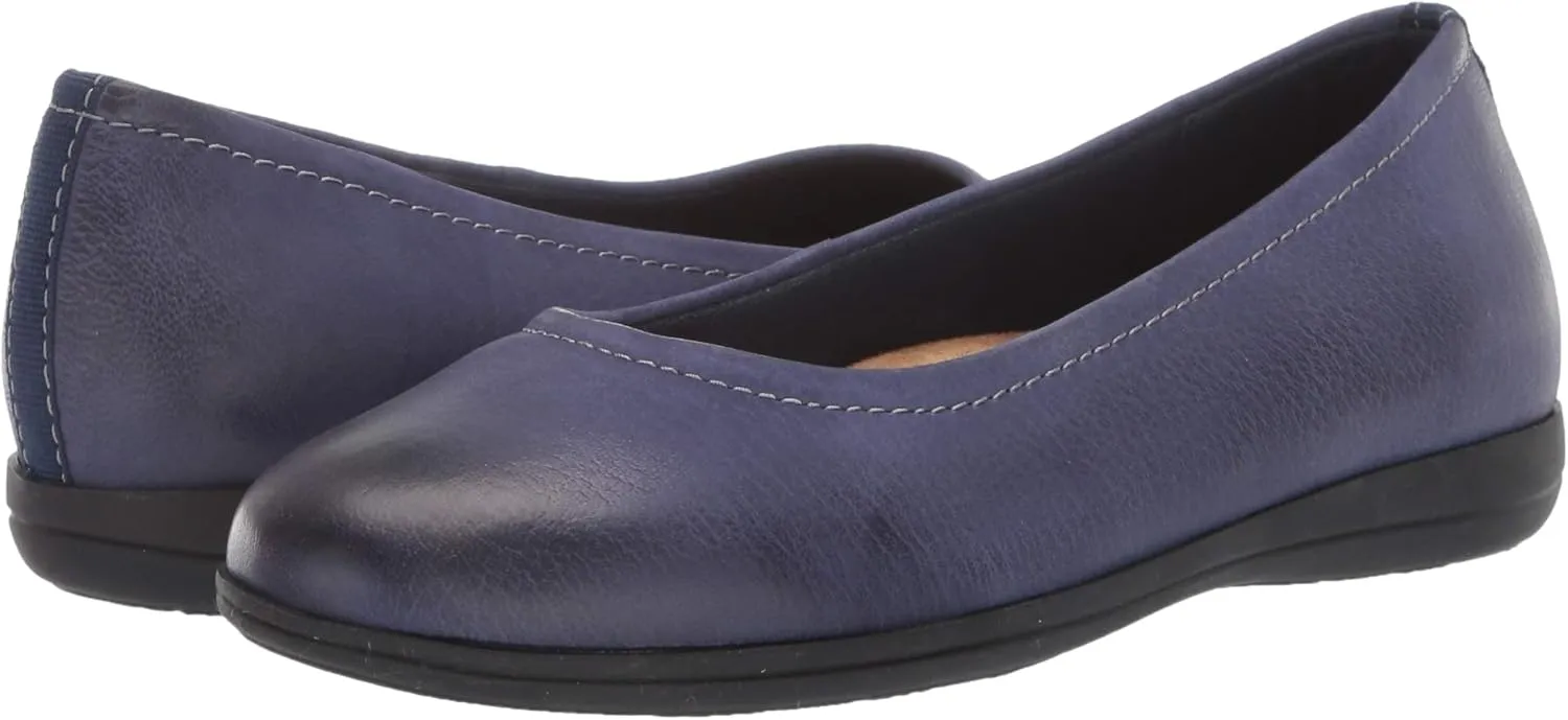 Trotters Women's Darcey Ballet Flat