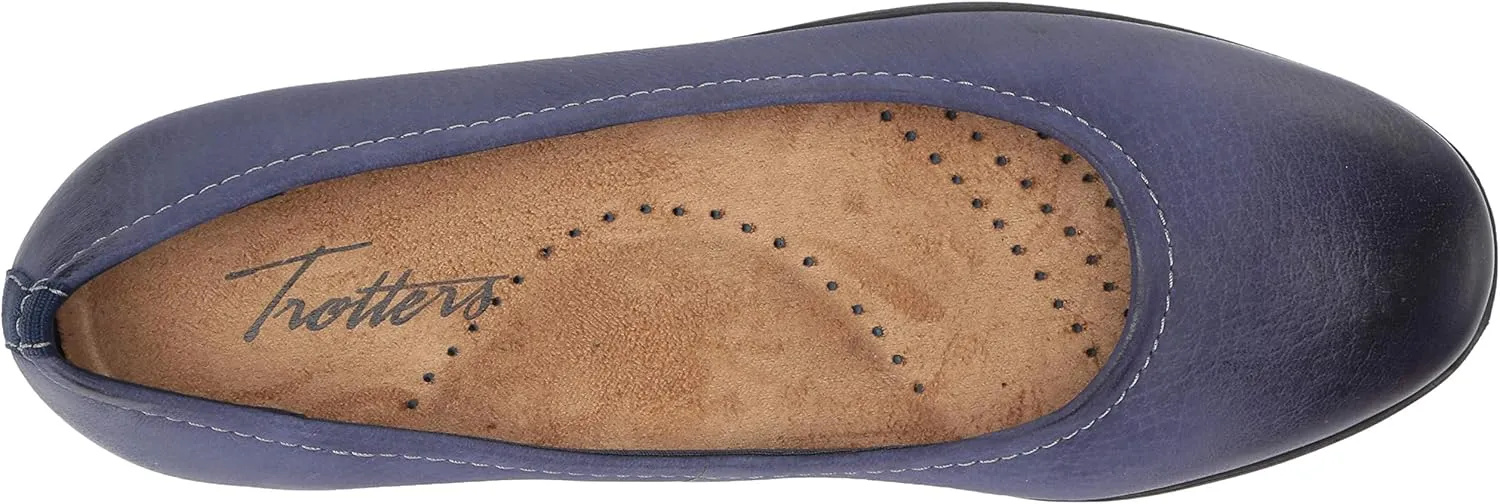 Trotters Women's Darcey Ballet Flat