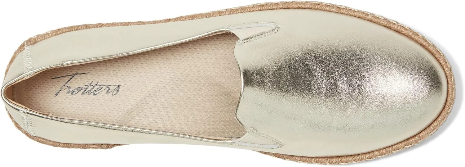 Trotters Women's Poppy Loafer Flat