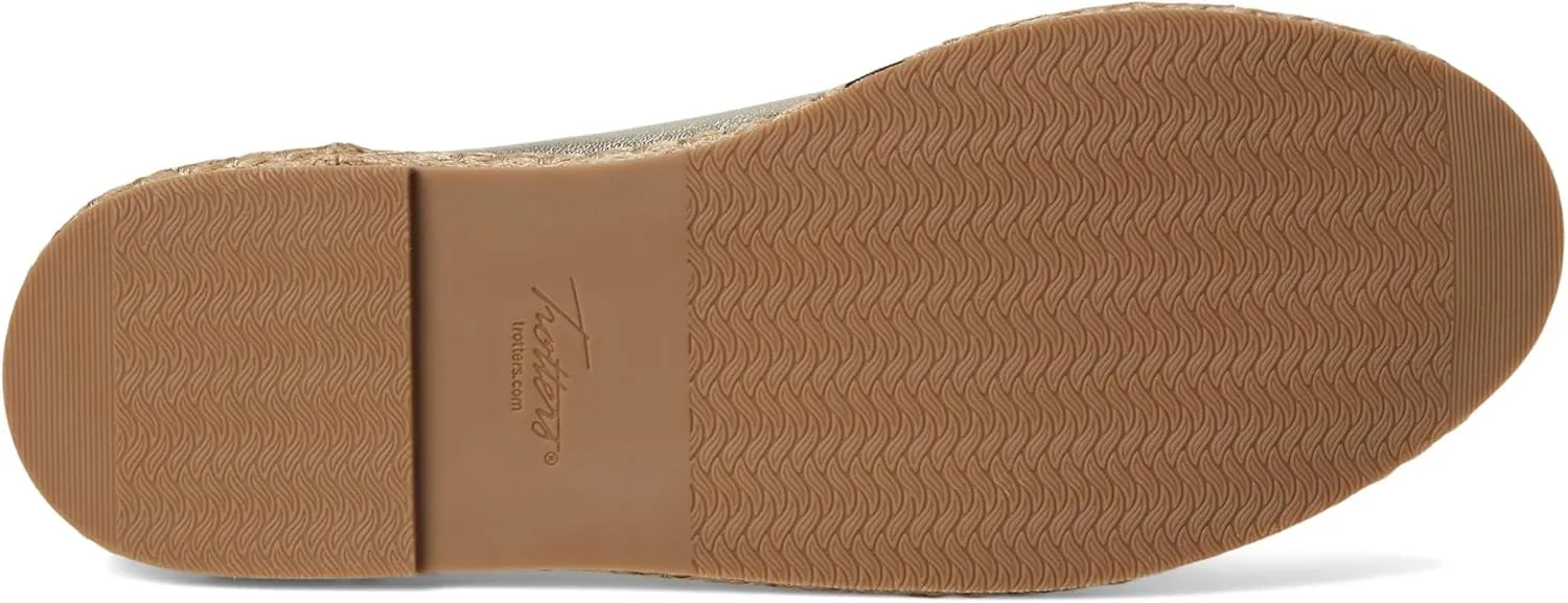Trotters Women's Poppy Loafer Flat