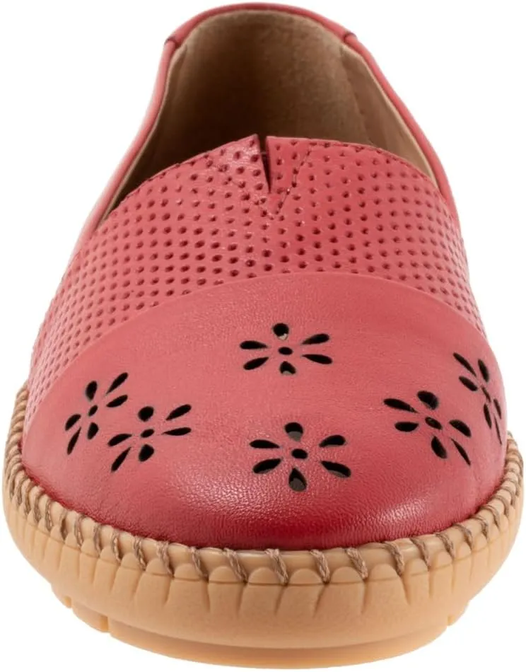 Trotters Women's Ruby Perf Loafer