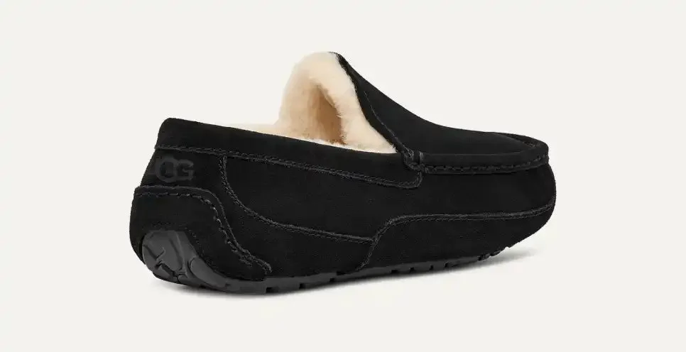 UGG Men's Ascot Suede Slipper