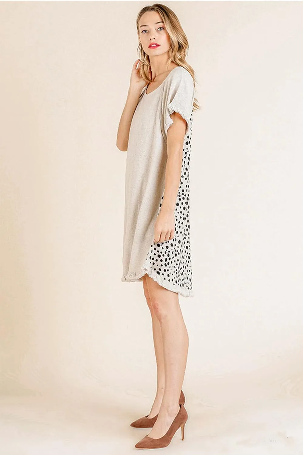 Umgee Womens Linen Blend Short Sleeve Round Neck Animal Print Back Dress