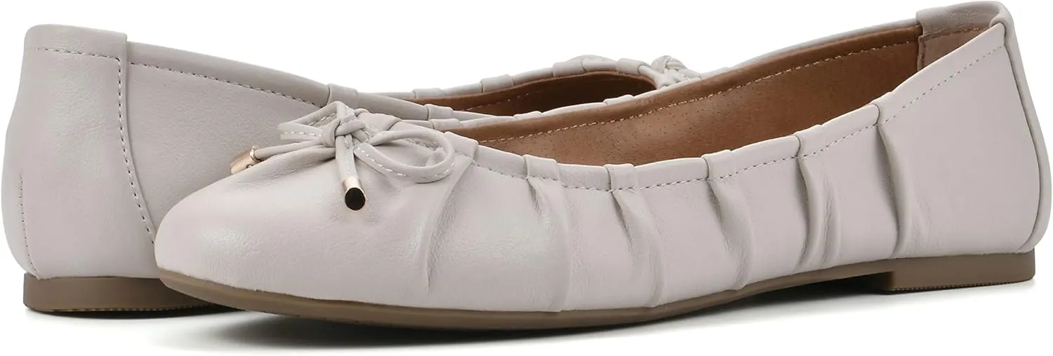 WHITE MOUNTAIN Women's Shoes Sakari Ballet Flat