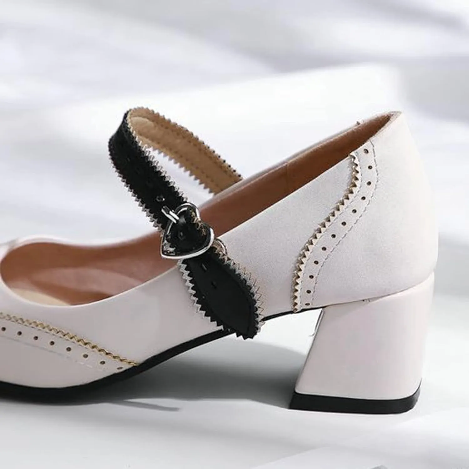 Women Fashion Square Toe Dress Pumps Retro Ankle Strap Mary Janes Retro Mid Block Heel Brogue Shoes