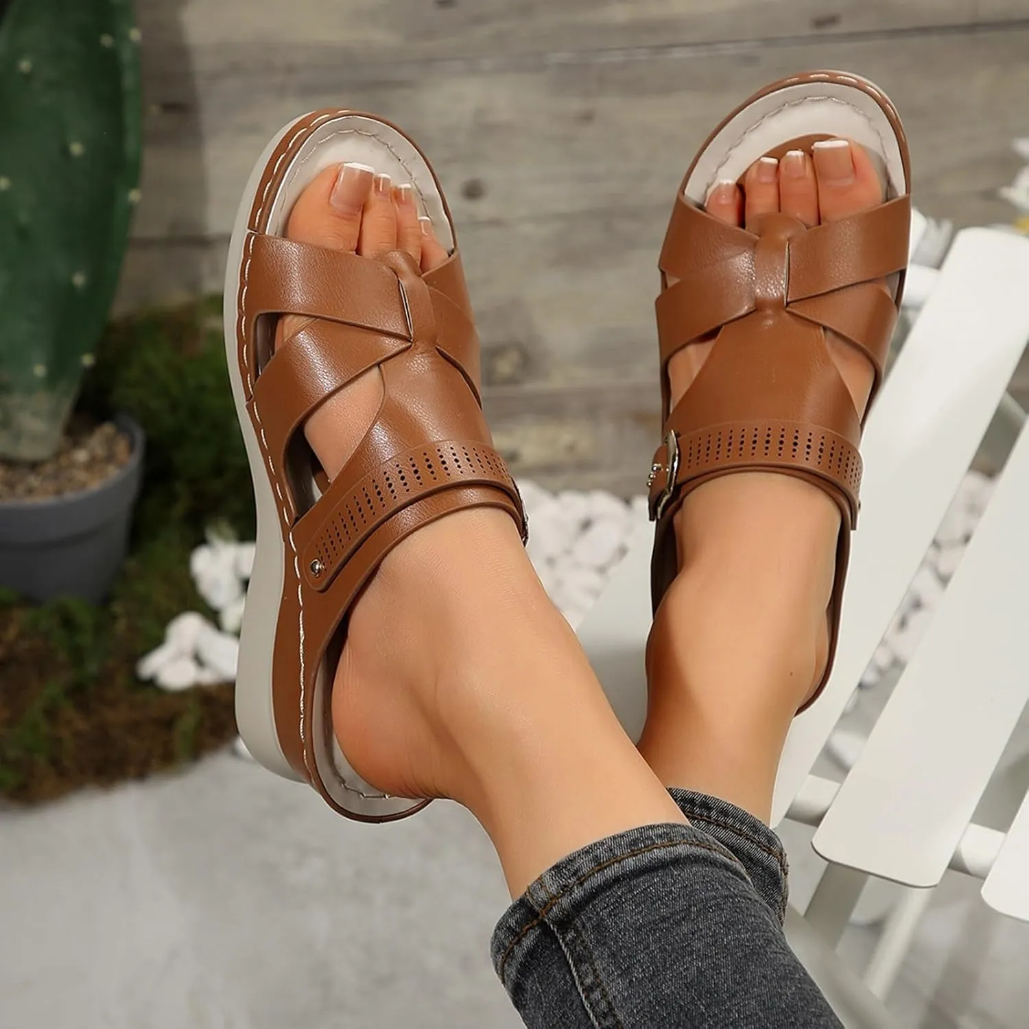 Women's Comfortable Sandals with Arch Suppor Open Toe Cross Strap Slip On Wedge Sandals Soft Sole Casual Buckle Slippers for Summer Beach Oceanside Holiday Outdoor
