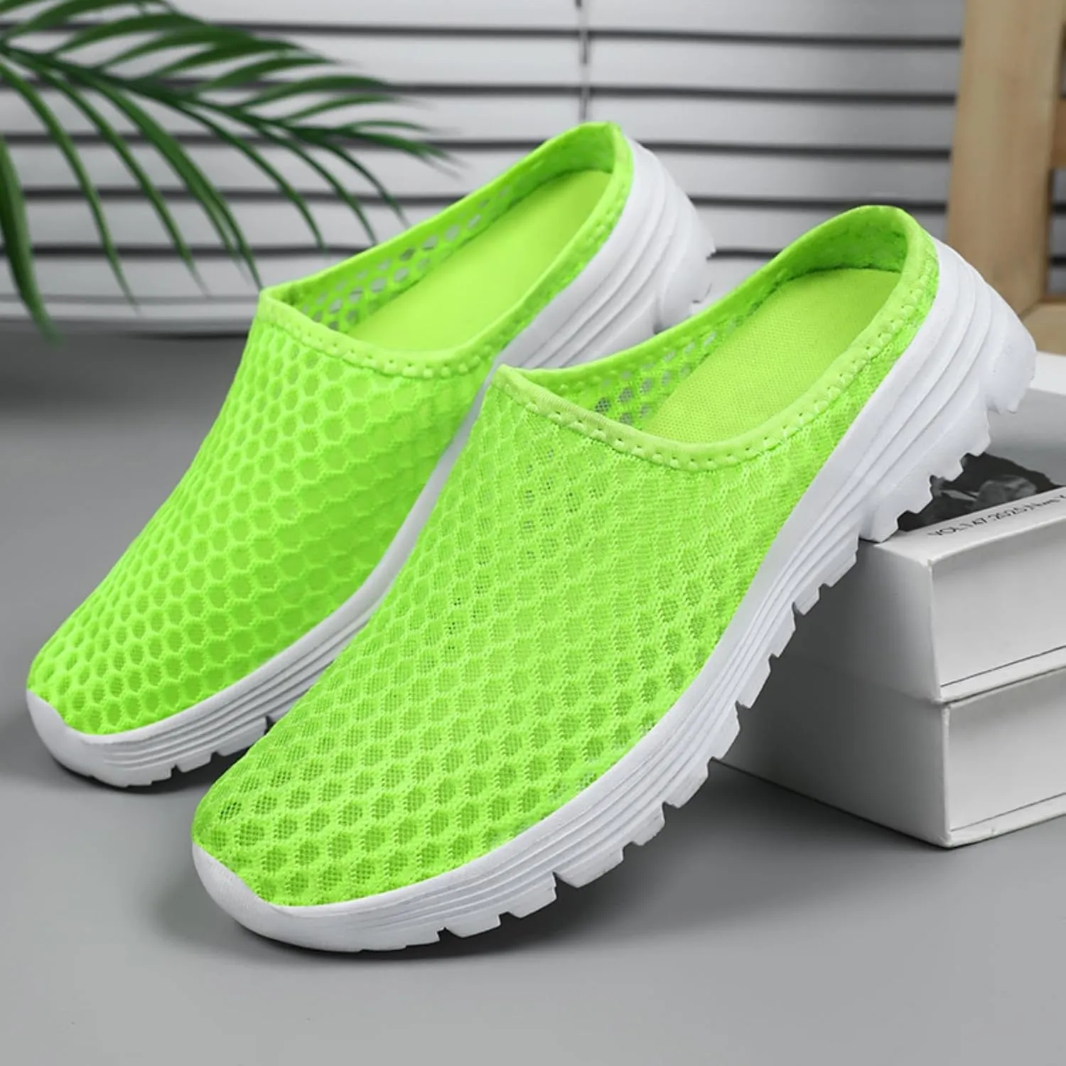 Women’s Lightweight Mesh Garden Shoes – Breathable Summer Slippers, Quick-Dry Outdoor Mules, Unisex Casual Slip-Ons