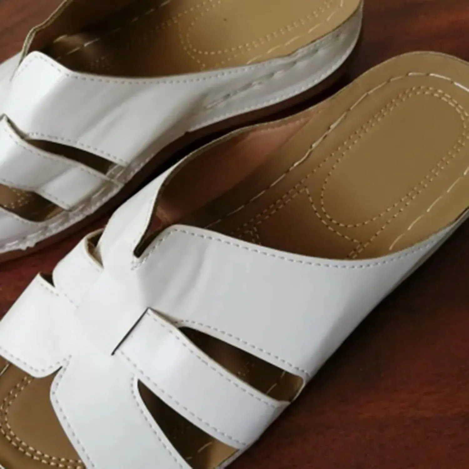 ZSpzx 2025 Women's Slip On Sandals,Wide Width Orthopedic Hollow Out Peep Toe Plantar Fasciitis Recovery Mules Arch Support Cushion Footbed Casual Slippers Ladies Comfortable Shoes Dail Wear Shoe